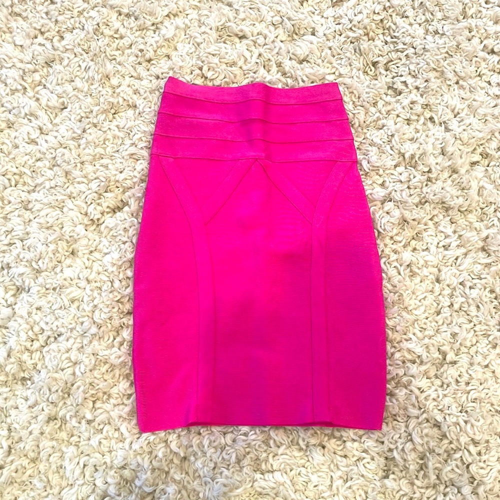 Bebe hot pink skirt